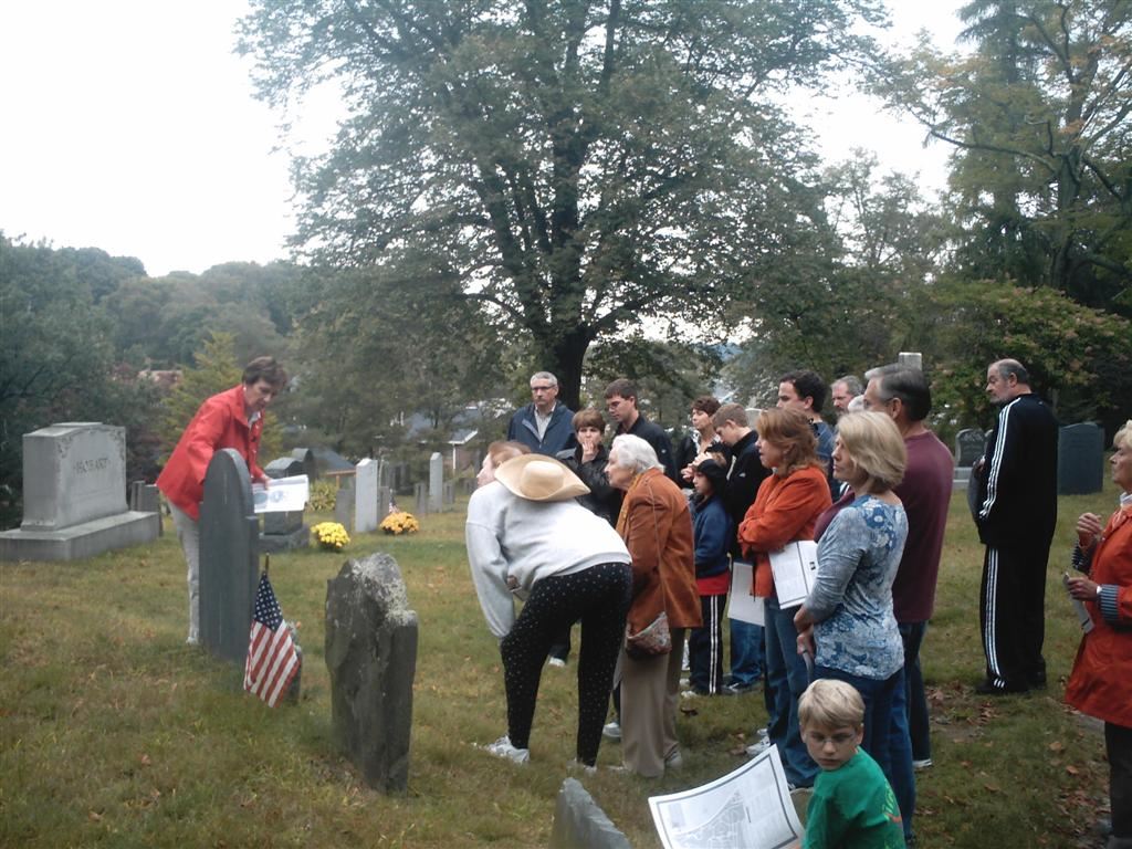 Cinda Day leading a celebration tour